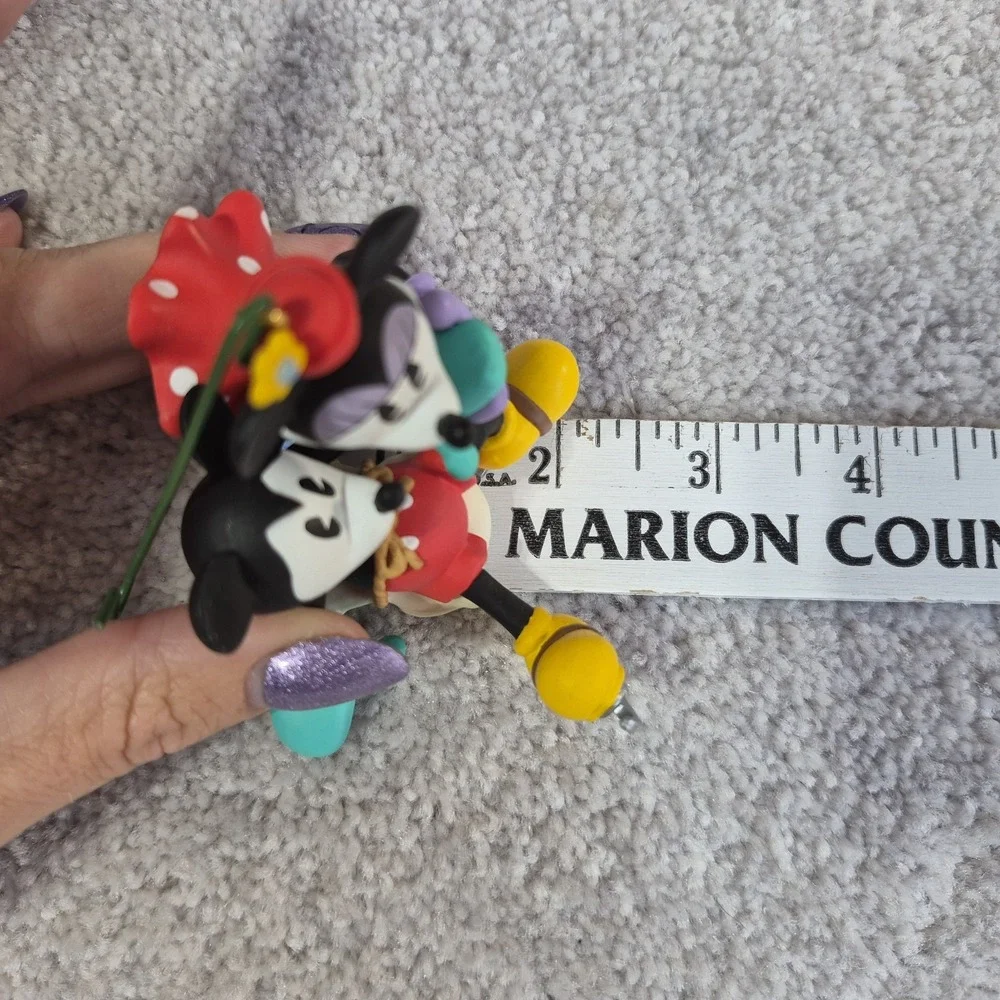 Hallmark 1997 Mickey & Co. 